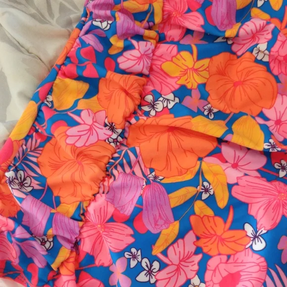 Tropical Floral One-Piece Swimsuit - Pink & Orange - Picture 3 of 6